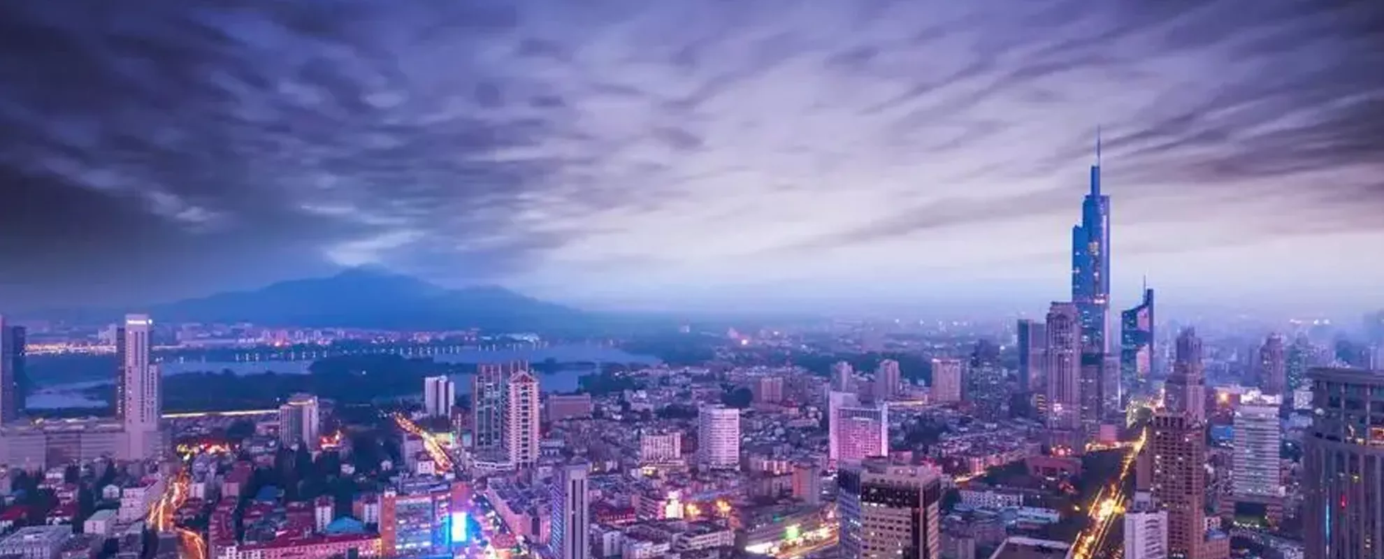 南京电话：025-85731325
南京地址：江苏省南京市鼓楼区中山北路2号紫峰大厦1603